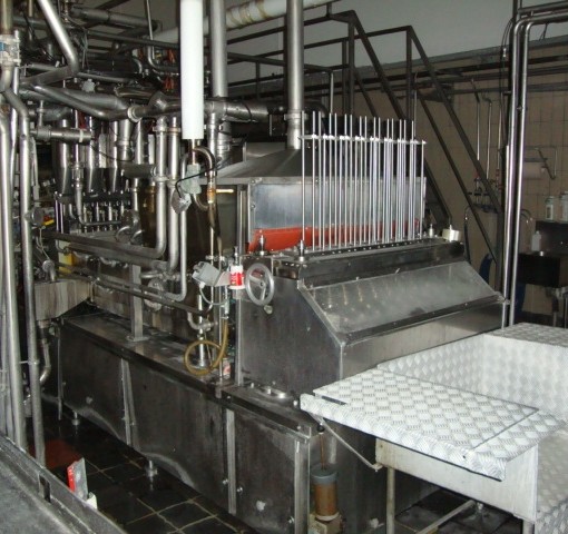 Cup_filling_and_sealing_machine_274 (1)